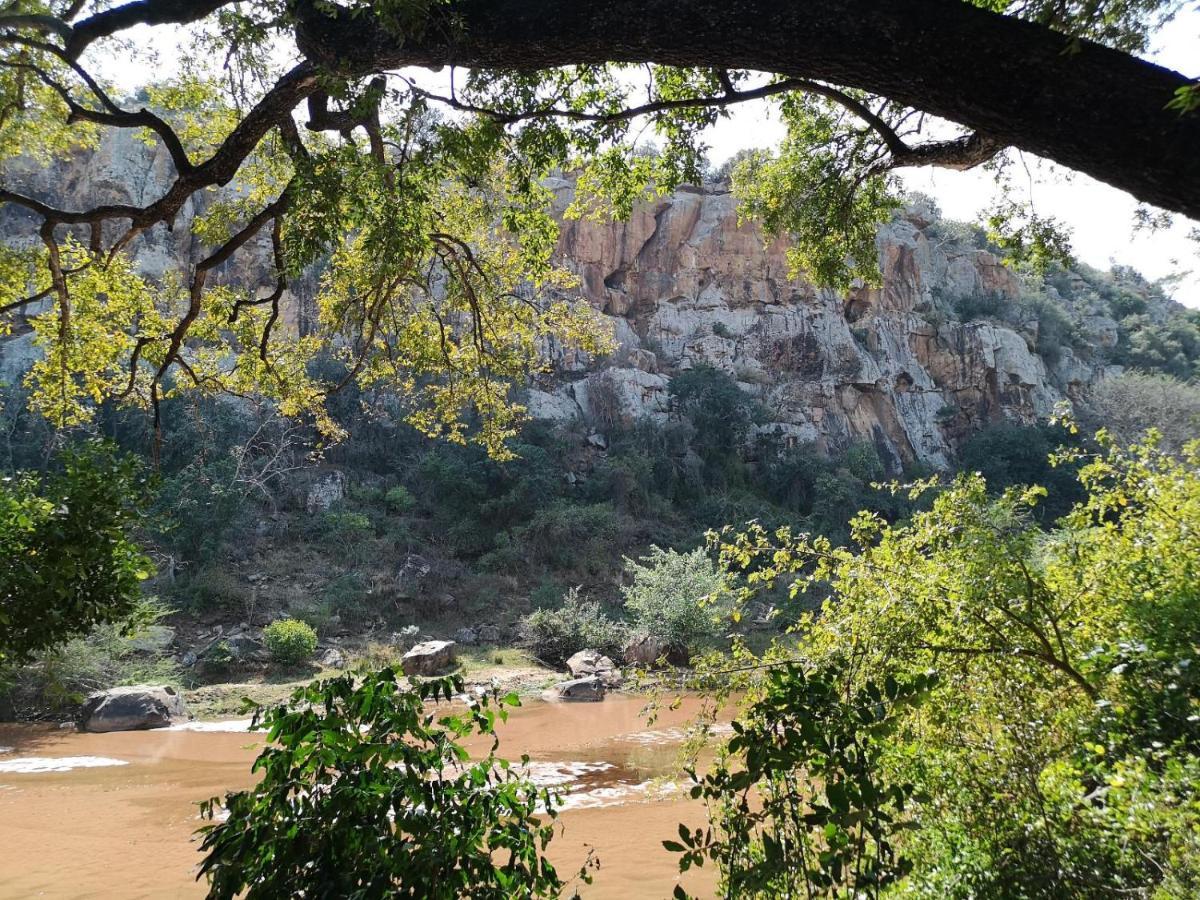 Nthakeni Bush & River Camp Pafuri Gate Экстерьер фото